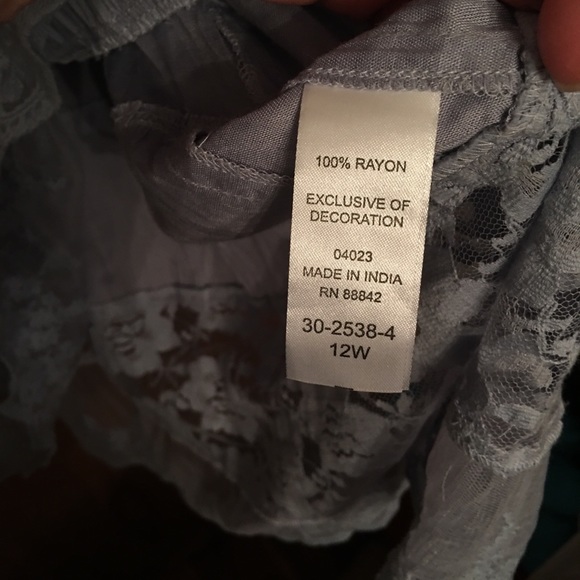 Ladies Boutique Blouse - Picture 2 of 6